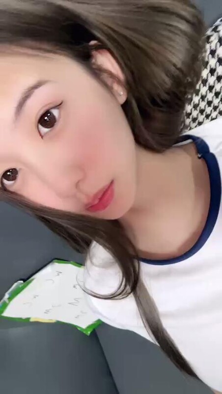 清纯校花女神下海诱惑！极品颜值细腰美腿，掰开紧致小穴高清特写